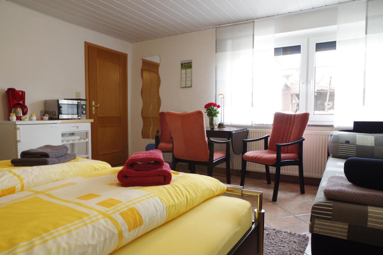 Gaestehaus Gaens - Ferienzimmer Schirgiswalde-Kirschau Екстер'єр фото